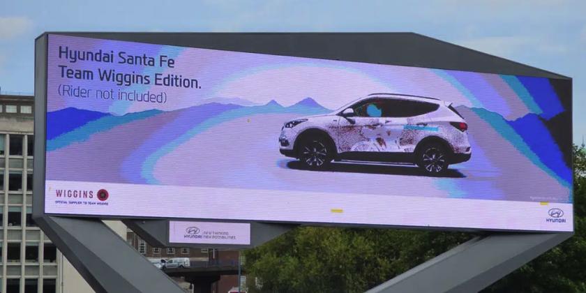 Hyundai Santa Fe billboard design example