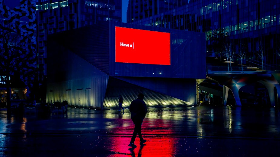 brifgt colors in ad example